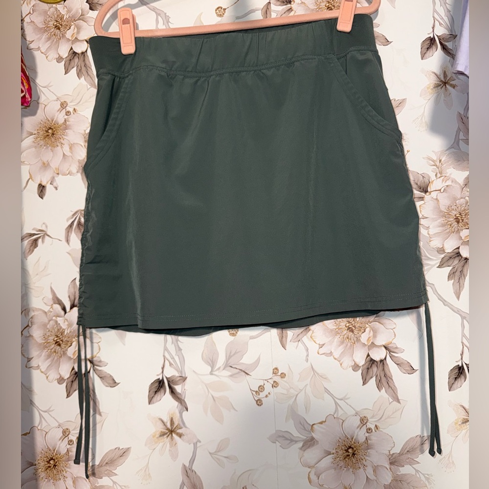 Marika Olive Drawstring Athletic Skort - Picture 5 of 8